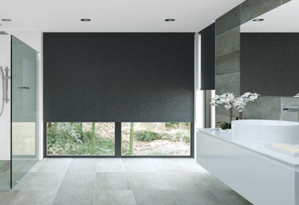 Roller-blinds-bathroom-2