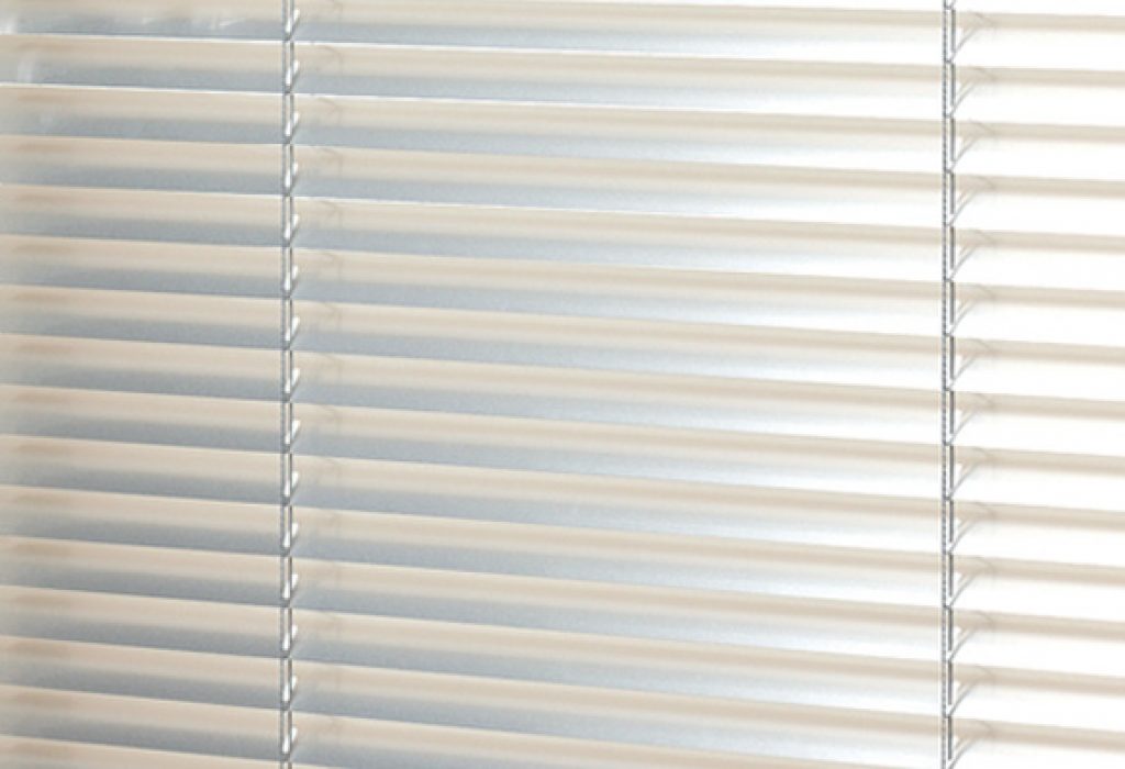 xaluminium-venetianA.jpg.pagespeed.ic.E8yeOK38SP
